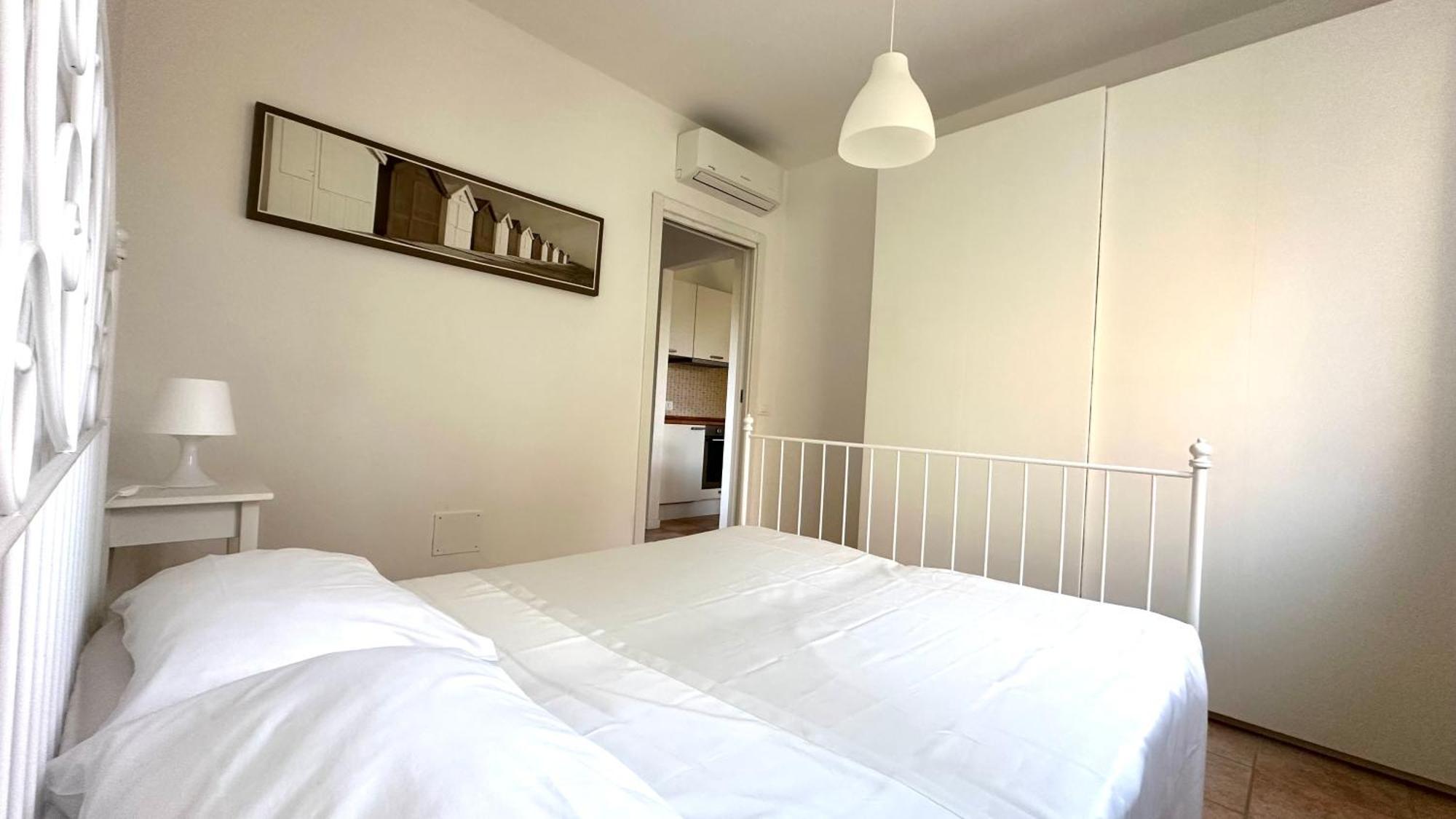 N185 - Numana, Meraviglioso Trilocale Con Terrazzo E Piscina ภายนอก รูปภาพ