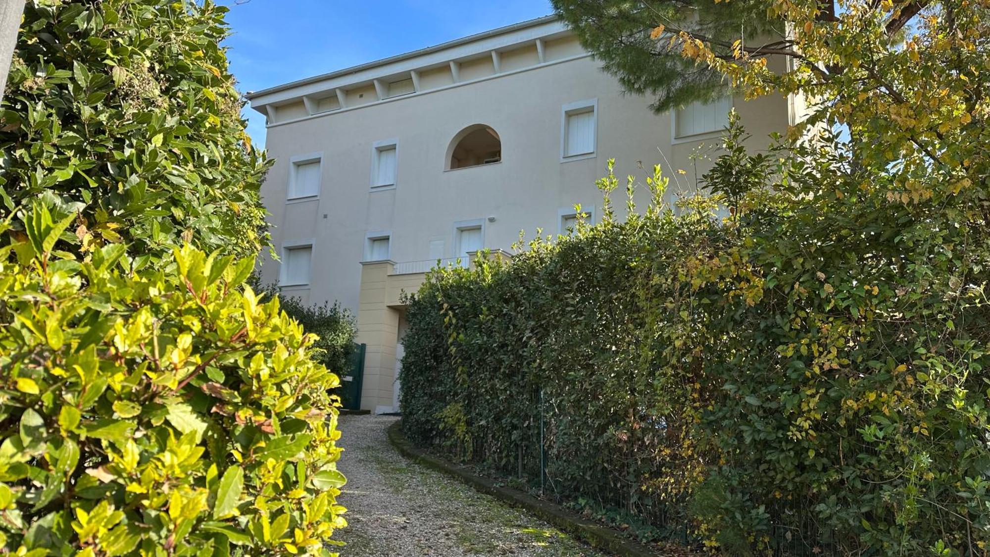 N185 - Numana, Meraviglioso Trilocale Con Terrazzo E Piscina ภายนอก รูปภาพ